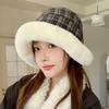 Winter Anti Cold And Warm Fisherman Hat, Korean Version Fashionable Outdoor Travel Basin Hat, Face Enhancing Small Bucket Hat
