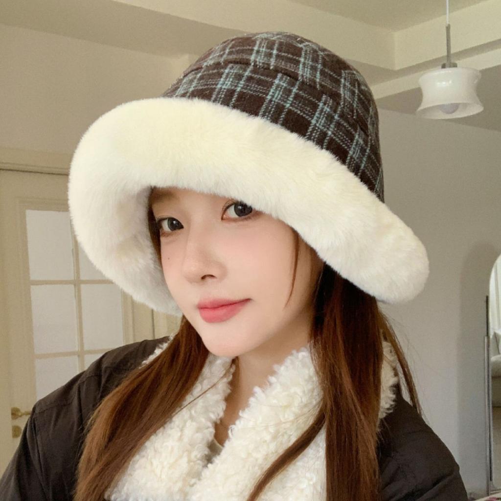 Winter Anti Cold And Warm Fisherman Hat, Korean Version Fashionable Outdoor Travel Basin Hat, Face Enhancing Small Bucket Hat