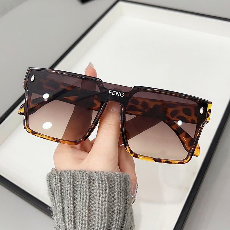

JYL TS Driving Sunglasses Women UV Protection Round Face 2331 A-9557 кармазин