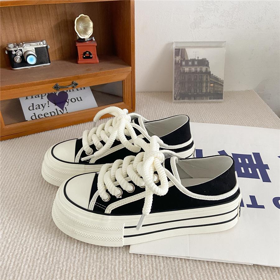 

Two-wear platform canvas shoes for women s ins tide 2025 spring and summer new student sports and leisure board shoes for children 40