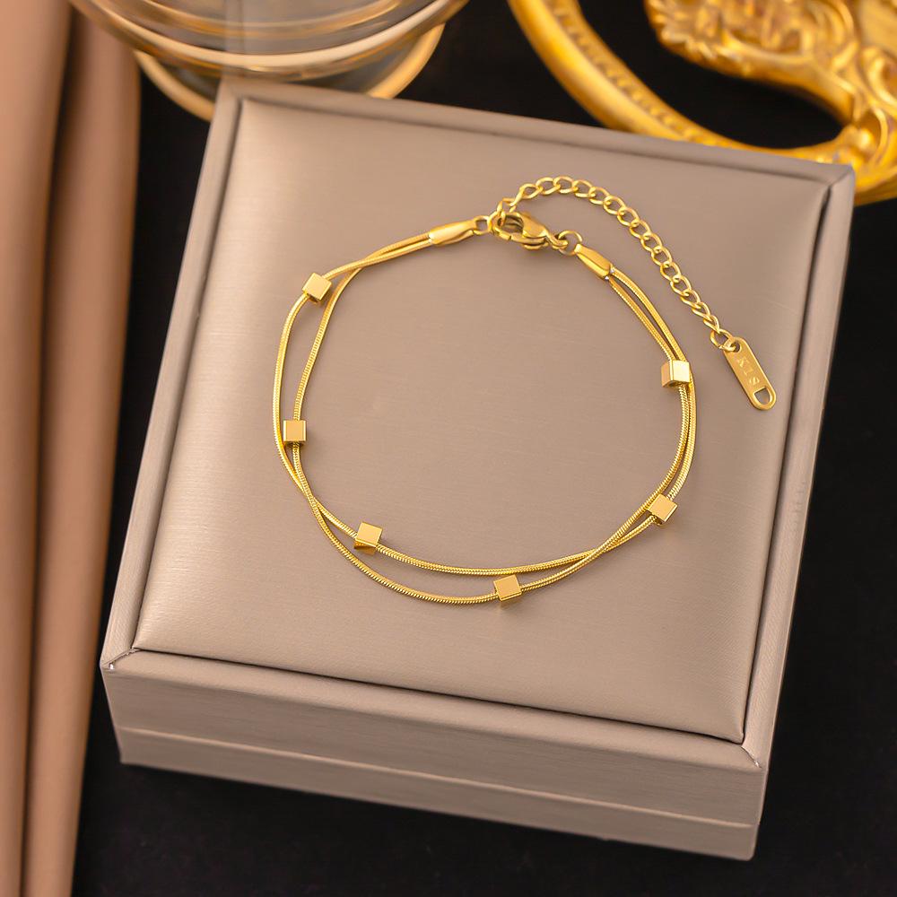 18K Gold Plated 316L Fashionable Titanium Steel Bracelets Waterproof Heart Roman Numerals Queen's Chain Link Bangles