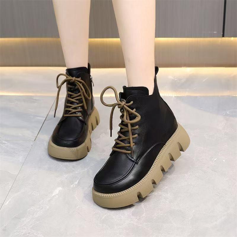 Martin boots women's autumn and winter new fashion show feet small casual short boots velvet lace-up thick-soled boots