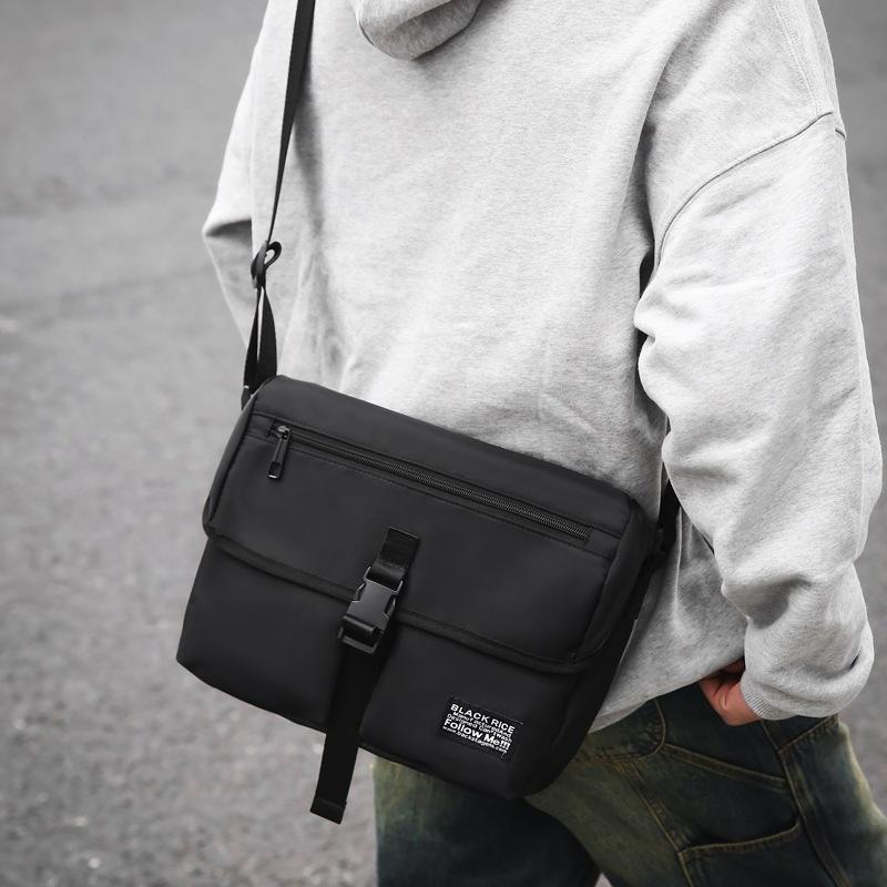 Men'S Shoulder Bag Fashion Retro Mailman Bag Men'S Bag Trend Function Messenger Bag Travel Leisure Bag