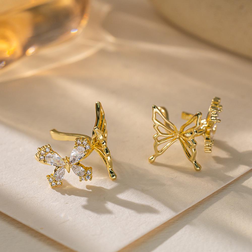 Hollow Diamond-Inlaid Bow Ear Studs: Versatile No-Piercing Zirconia Ear Clips