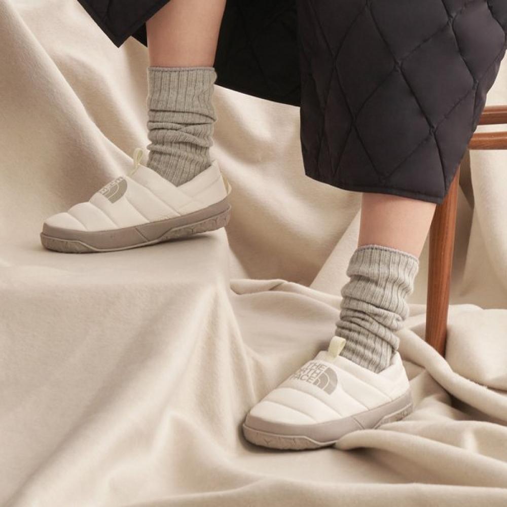 The North Face Women S nupSy Mule White Sand nS85r65b WHITE SAND240MM 9390₽