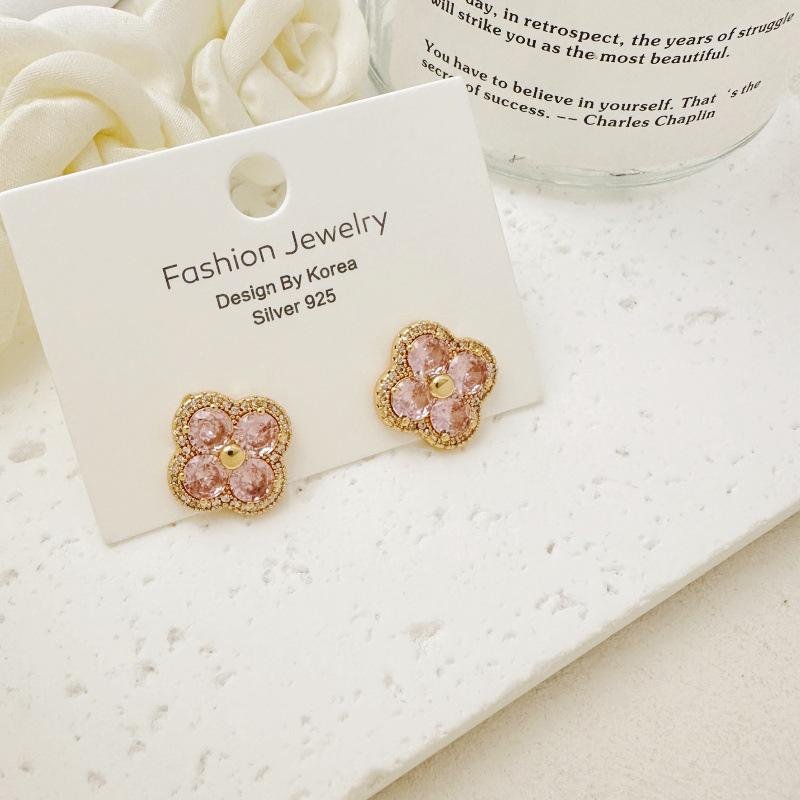 Exquisite French Court Style Multi-Color Zirconia Four-Leaf Clover Earrings for Versatile Use