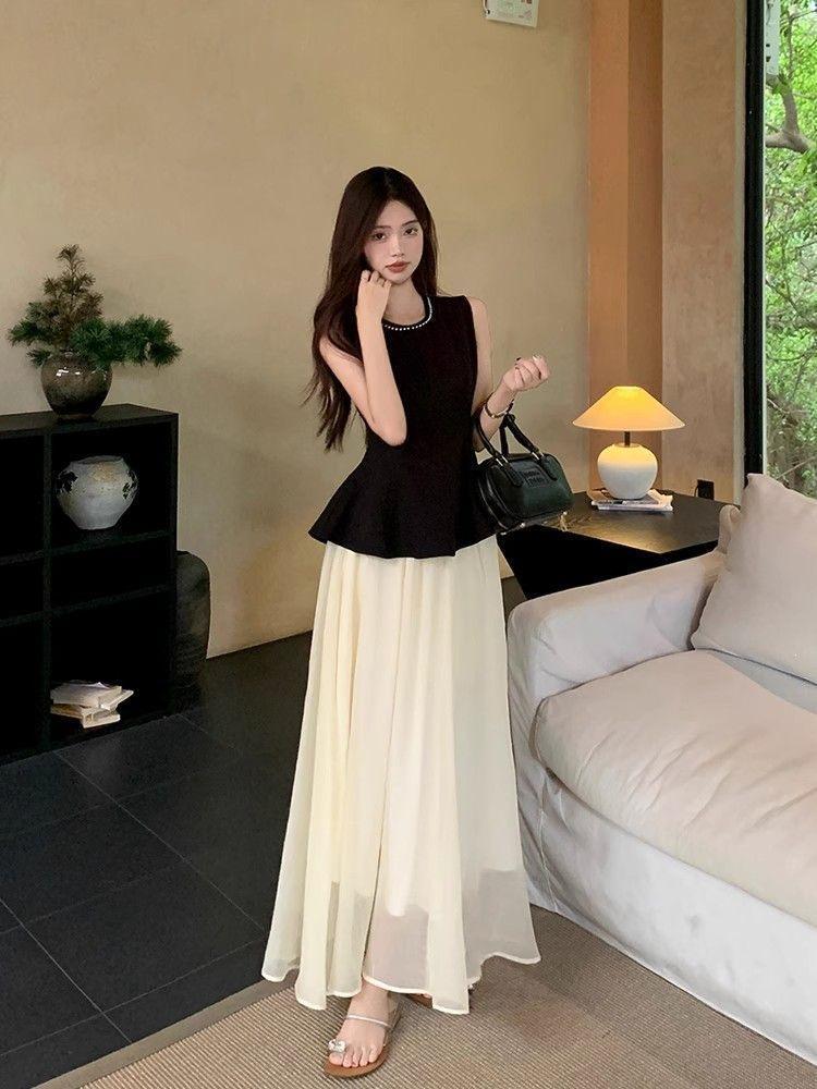 2026 Summer New Arrival Korean-Style Women's Two-Piece Outfit: Chic and Lightly Mature Design Skirt Set