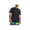 Under Armour Johnson Series Nachtbrief-Print Rundhals Sport-T-Shirt Herren Tops Schwarz 1379751-001