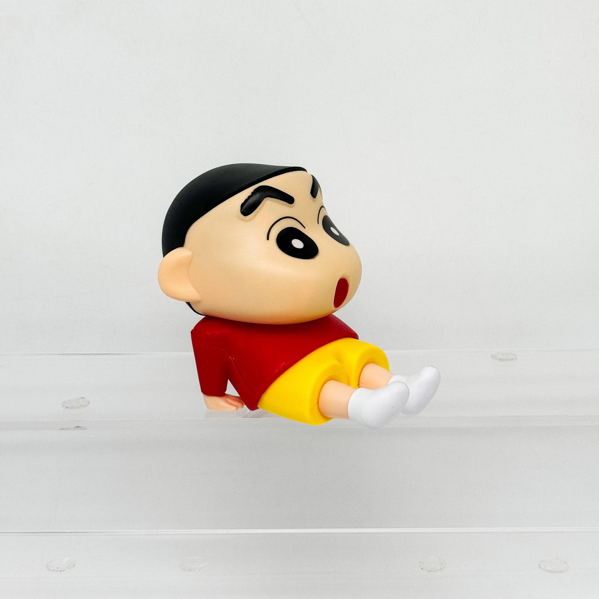 

Шин-чан Мультяшный Держатель для Телефона Подставка Аниме Фигурка Декор для Стола Милый Дизайн Персонажа Детский Подарок на День Рождения Автомобильные Аксессуары красный