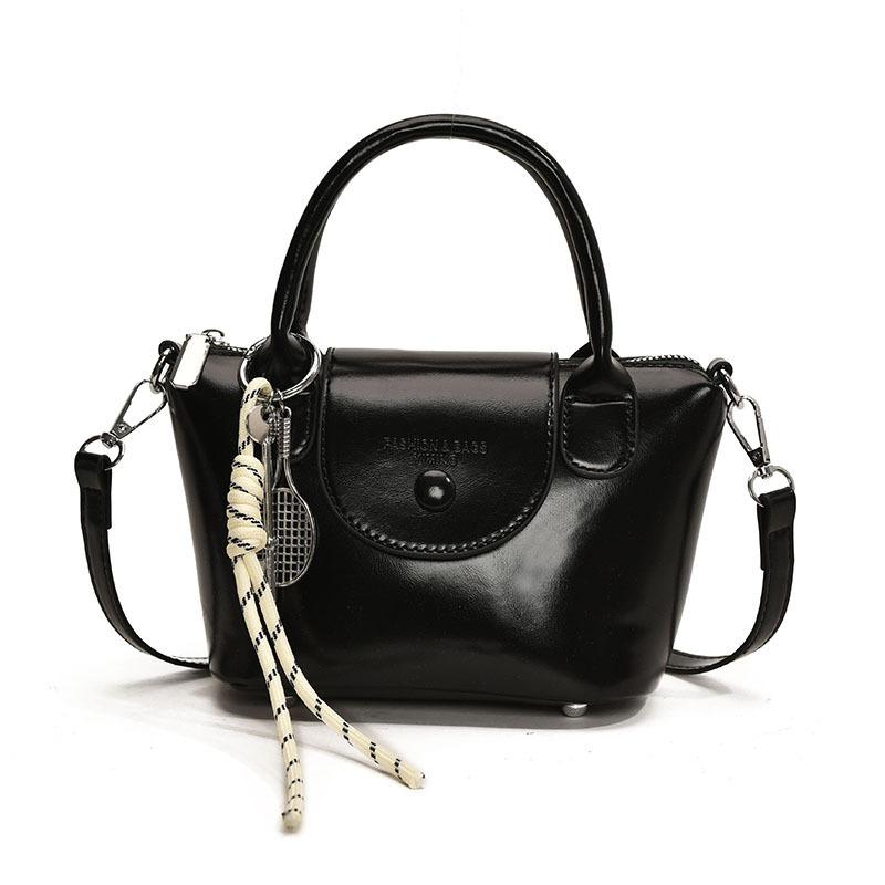 Popular Fashion Simple High Quality Portable Small Bag Wind Commuter Versatile Niche Shoulder Messenger Bag