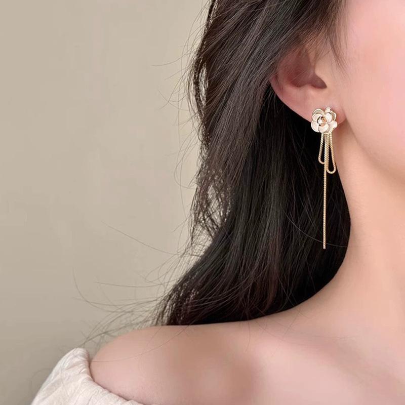 

Highend Unique And Design Camellia Tassel Earrings Exquisite And Elegant Ear Wire Floral Jewelry Women For