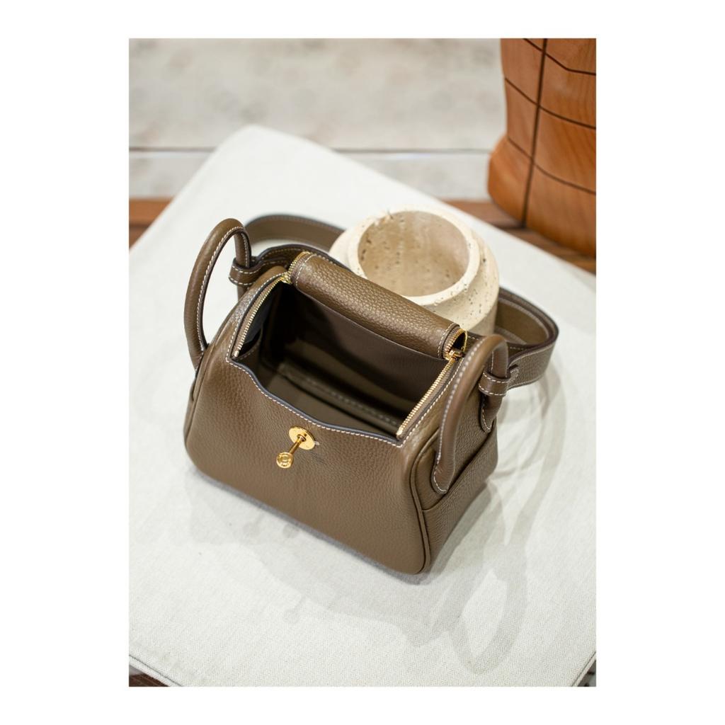 Kazilan Lindi 19cmTC Leder Arzttasche Hardware Handheld Umhängetasche Schultertasche Damen Tasche Trend