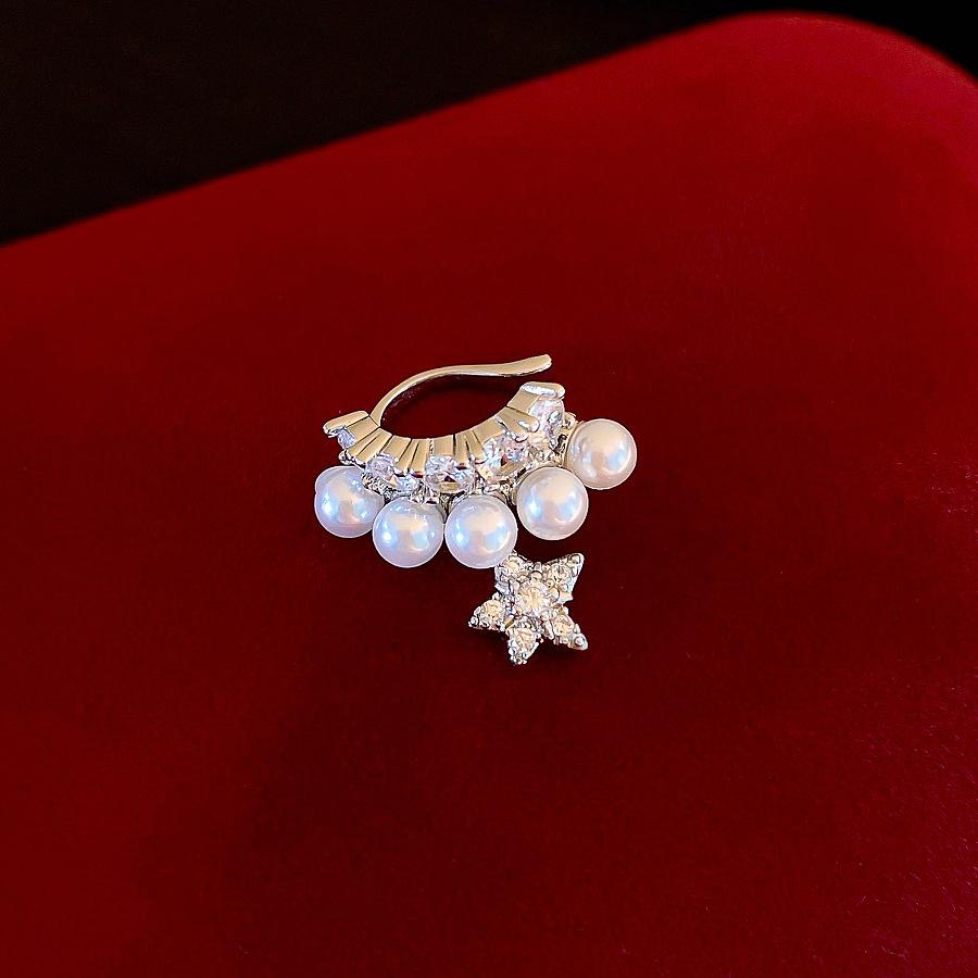 French exquisite zircon star pendant, pearl earrings, light luxury earbone clips, earrings without piercings.