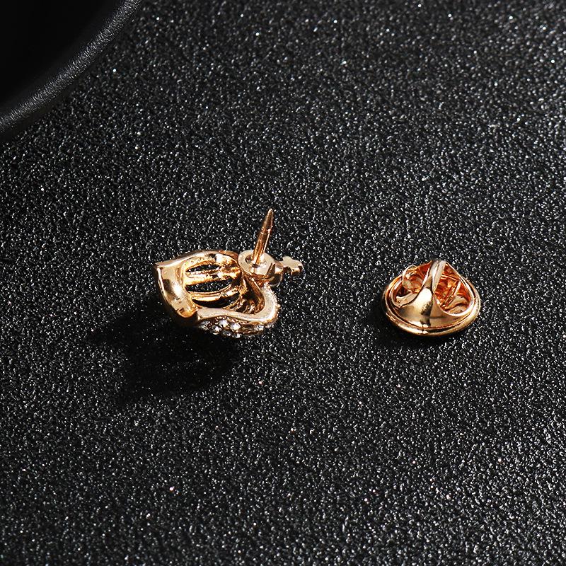 Korean Luxury Suit Brooch: Unisex Simple Lapel Pin for Business Attire with Floral Design Badge