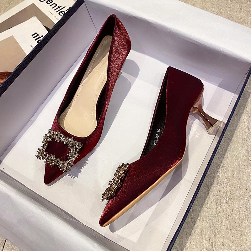 High heels women's new thin heels red bridal shoes wedding shoes Chinese Xiuhe CMCM