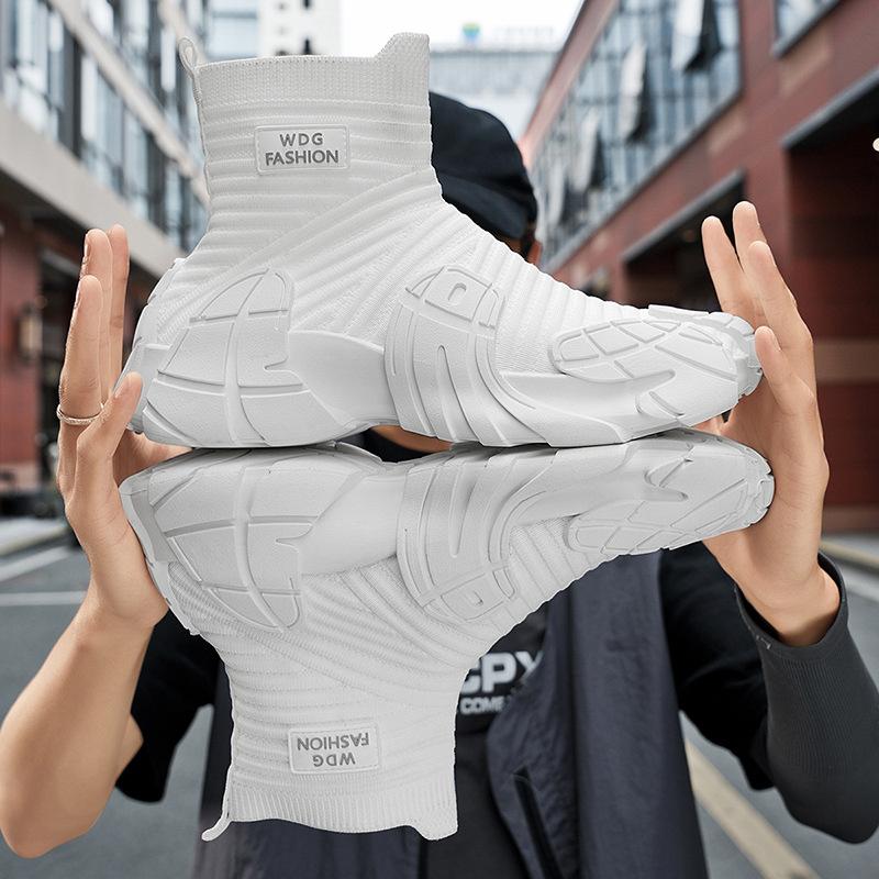 Scarpe autunnali traspiranti in rete tessuta a maglia volante casual sportive taglia grande sottili deodoranti calzini neri scarpe in rete