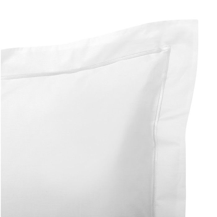 "Julian" Combed Cotton Percale Pillowcase, All Sizes. Pure Cotton - Julian Snow - Pillowcase 50 X 70 Cm, Polished Finish.