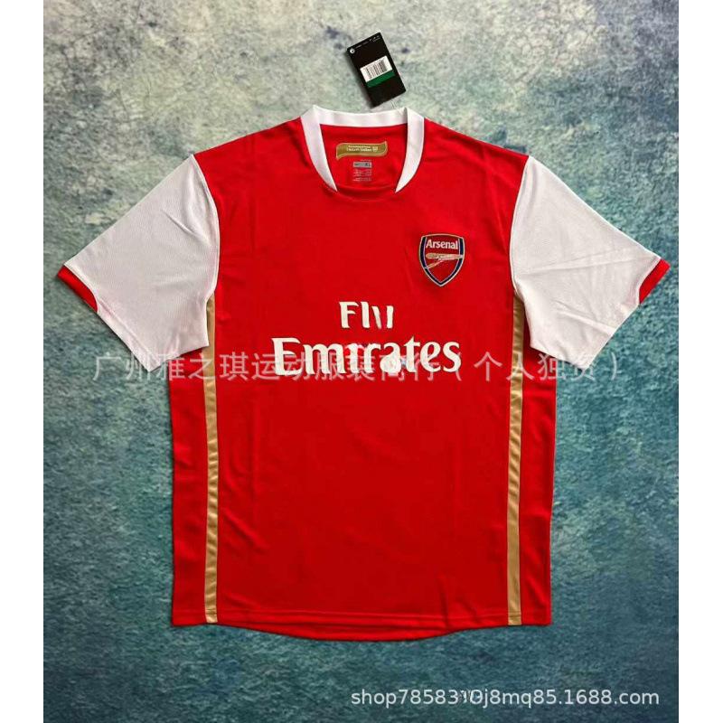 Retro Series Jersey No. 14 Henry Bergkamp Short-sleeved Sports Football Jersey, One Piece Wholesale.