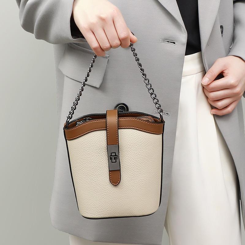 Bag Women's Autumn and Winter New Messenger Bag Bucket Bag Women's Bag Leather Light Luxury High-end Shoulder Bag