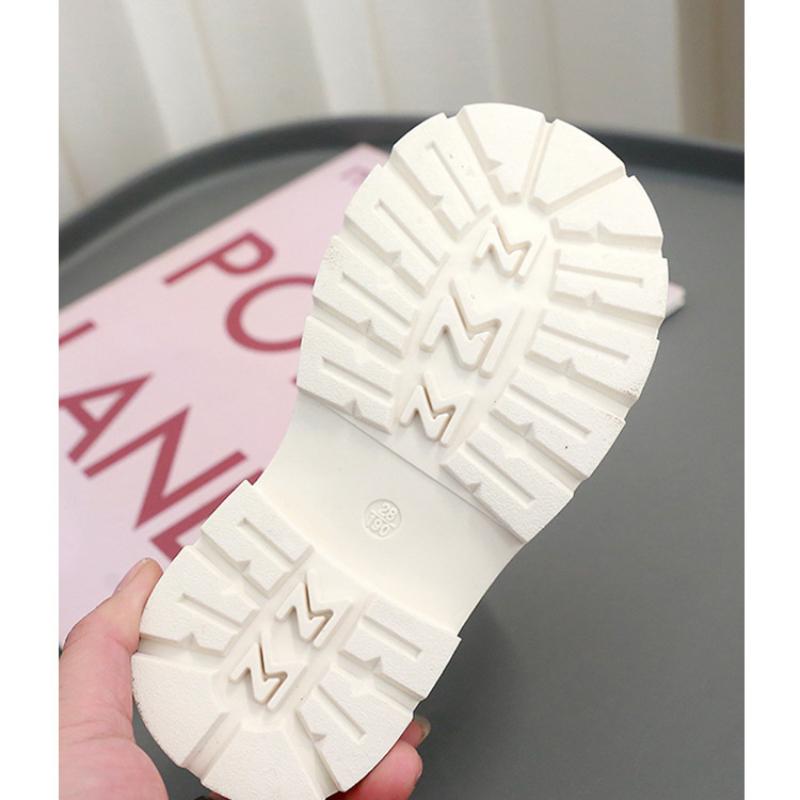 New Girls' Comfortable Soft Sole Versatile Light Leather Shoes