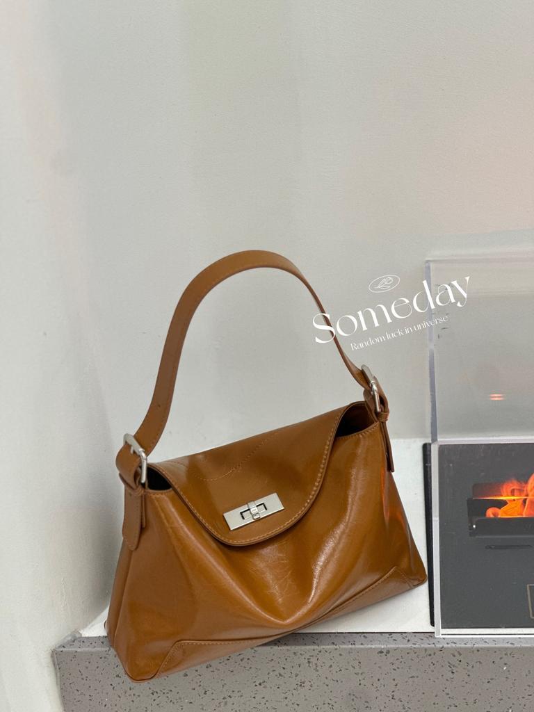 Oil Wax 2025 New Summer Fashion Retro Leather Women's Bag Single Shoulder Diagonal Span Underarm Versatile Commuter Bag