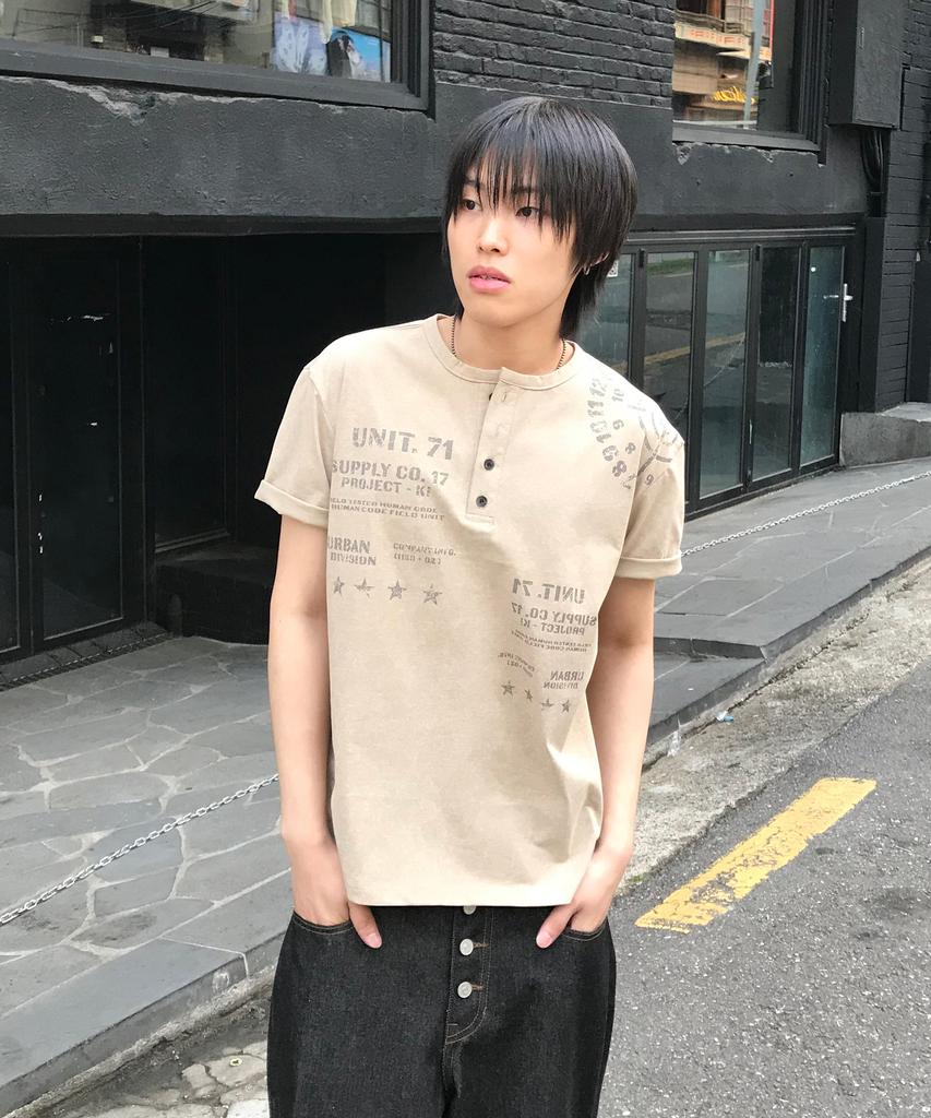 Gicheol Proto Sight Henley T-Shirt (Beige)