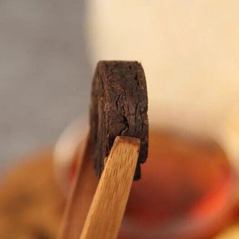Mellow and Fragrance Yunnan Shu Puer Small Tea Cake 500g Golden Buds Cha Bing