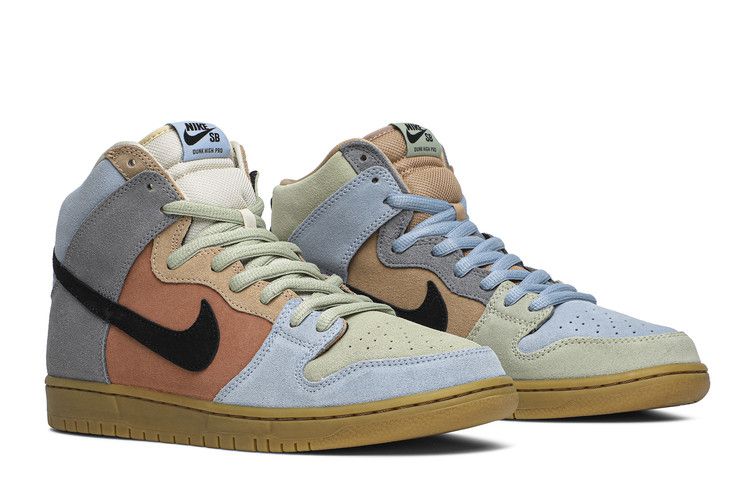 Nike SB Dunk High Spectrum