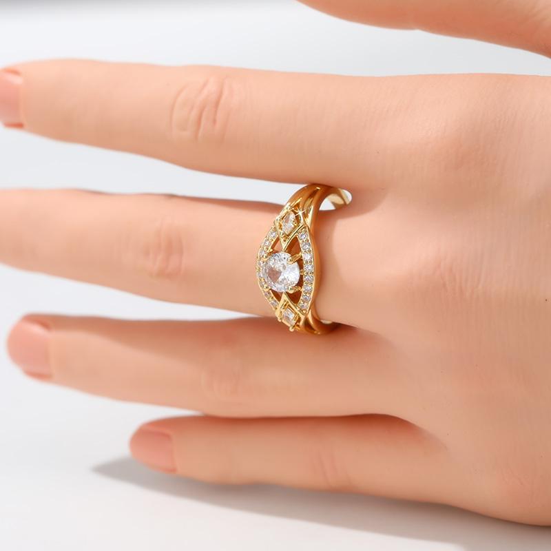 Classic Inlaid White CZ Women's Ring Sparkling Gold Color Geometry Daily Wear Party Jewelry Anniversary Gift