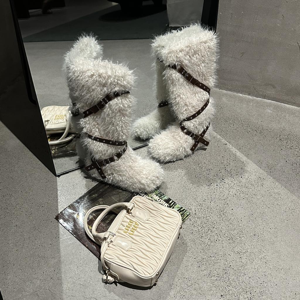 2025 autumn and winter new fashion flat-bottomed fluffy fashion boots women's thick-soled trend warm plush boots women