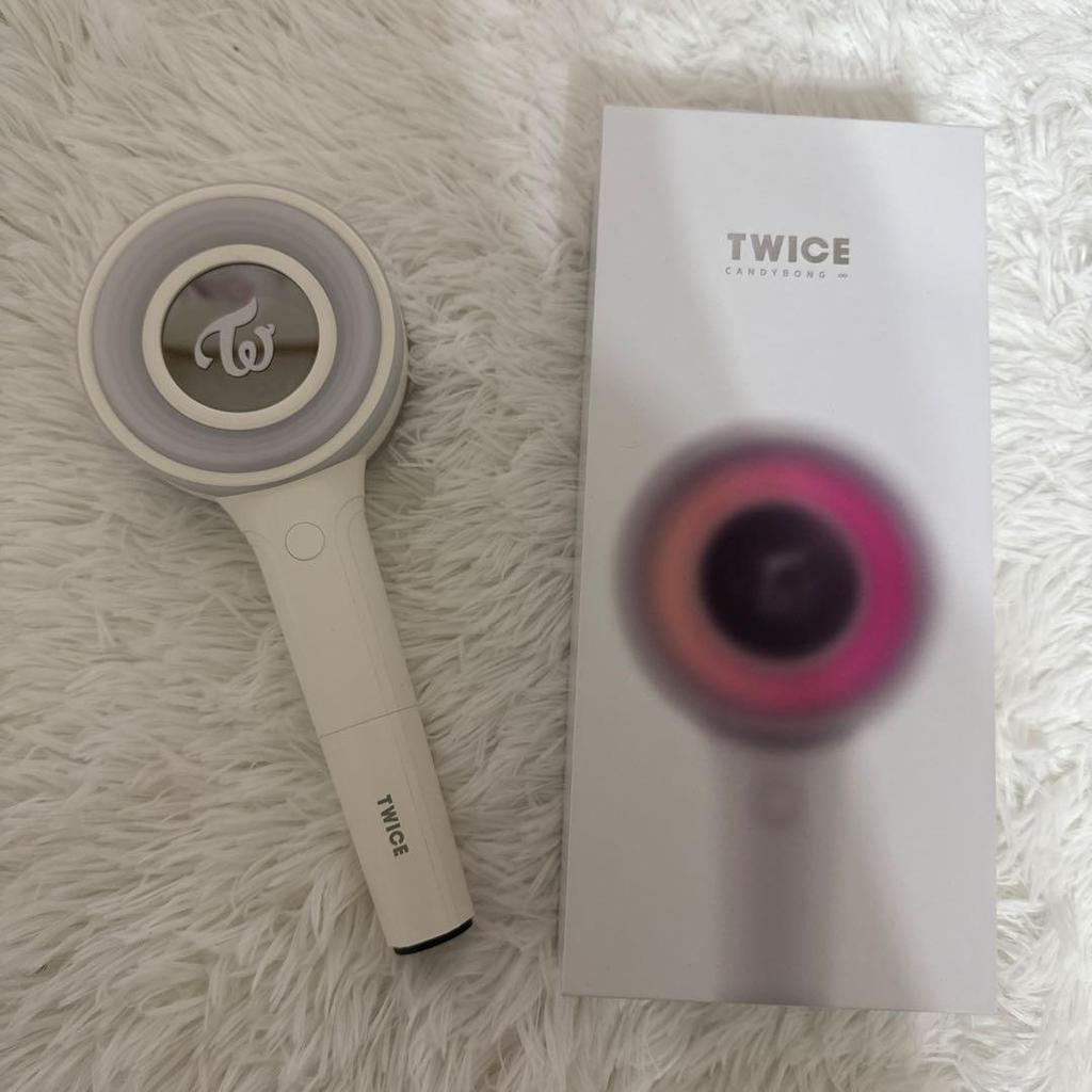 [USATO] Bastoncino luminoso TWICE