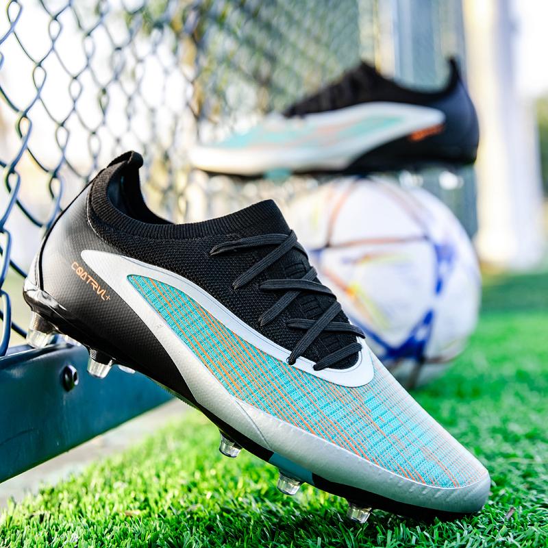 Men New FG Football Boots Sneakers Top Quality Ultralight Breathable Field Comfortable Male Soccer Shoes Outdoor Football Shoes