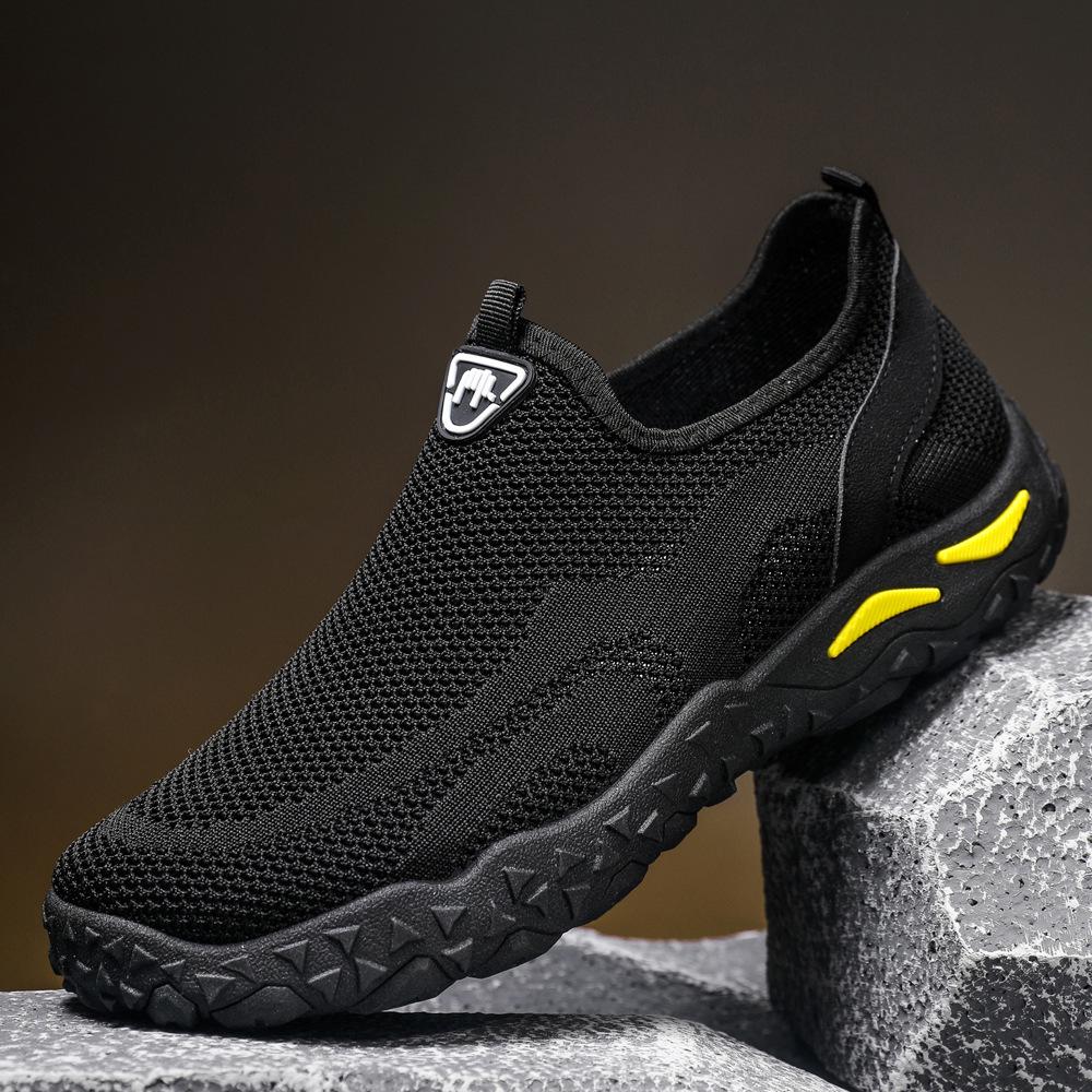 Men's Flyknit Slip-On Sports Shoes - Breathable, Flat, Casual Spring/Summer Sneakers.