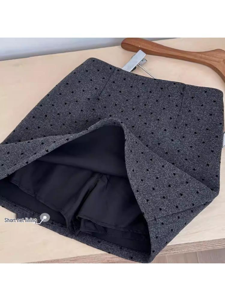2026 Spring Retro High-Waisted Polka Dot Wool A-Line Skirt - Korean Style, Slimming, Anti-Exposure