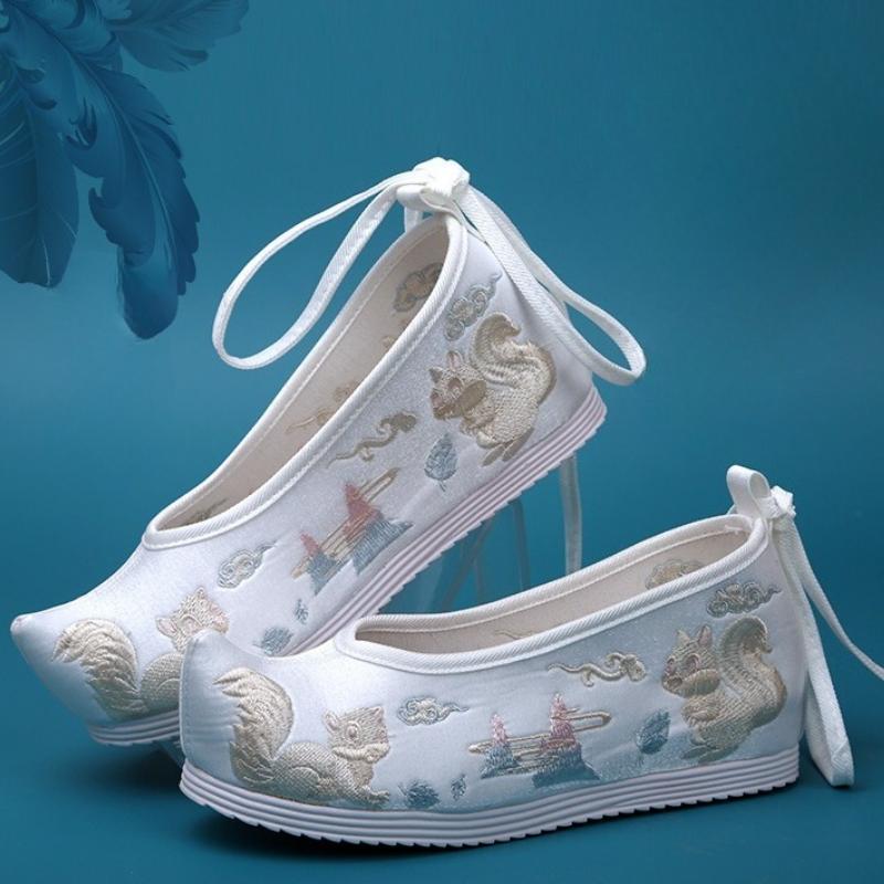 Hanfu Women's Shoes Ancient Dress Embroidery Slope Heel Bow Inner Height Spring Single Shoes