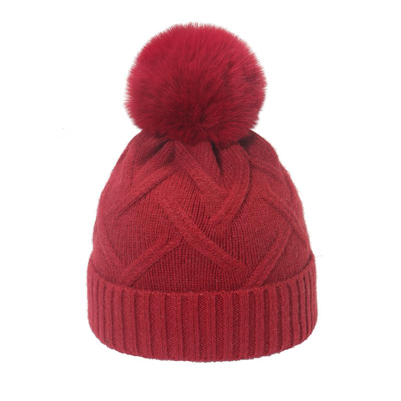 Herbst und Winter neue einfarbige Wollmütze modisch schlicht warm Kältemütze Zopf Karomuster Strickmütze Damen