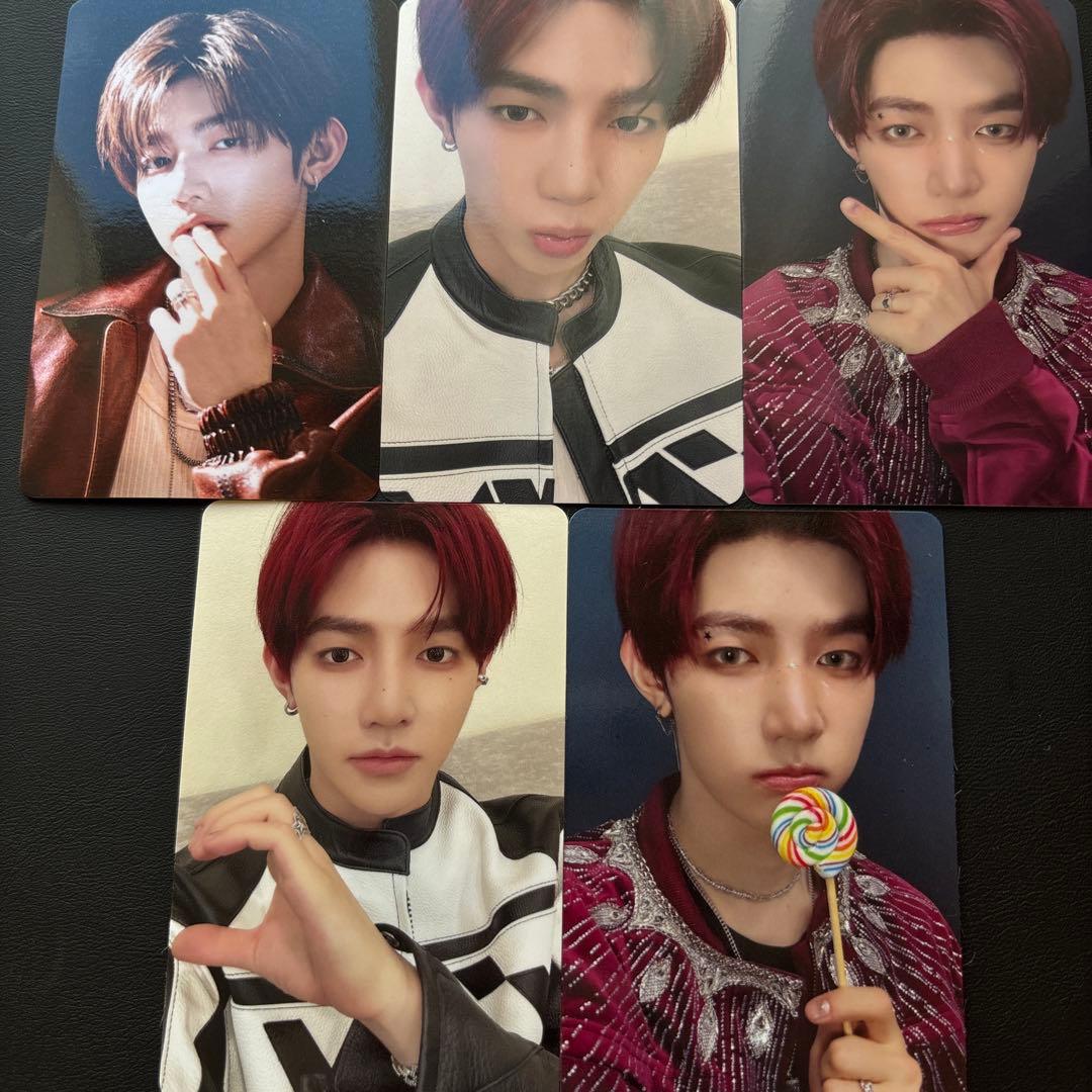 

[USED] zb1 ICONIC Japan Album Trading Card Tower Records Solo Edition Zhang Hao