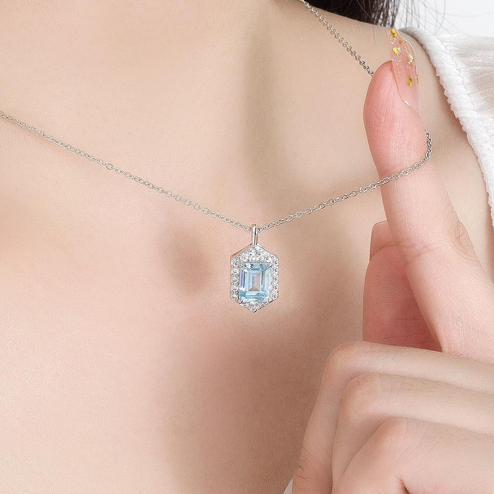 Summer Water Chestnut Necklace, High-end Fashion Commuter Necklace for Women, Light Luxury Zircon Jewelry