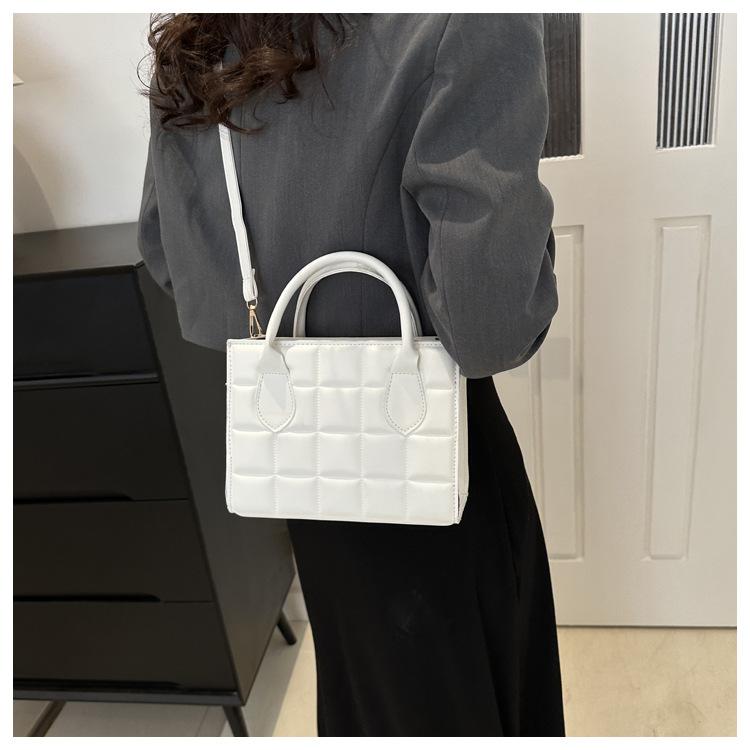 New Fashion Faux Leather Square Shoulder Bag for Women Korean Style Handbag Crossbody Purse