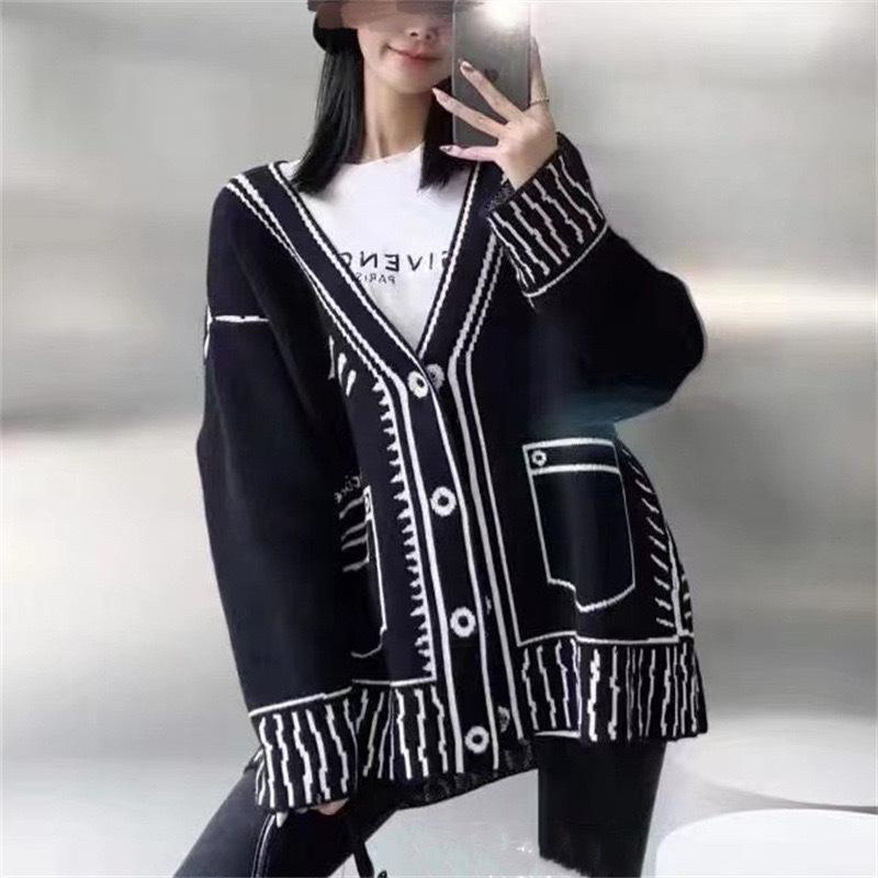 Women Unique Long Sleeve Graffiti Print Sweater Cardigan Autumn Winter V-neck Knitted Cardigans Female Y2k Loose Lazy Knit Coat