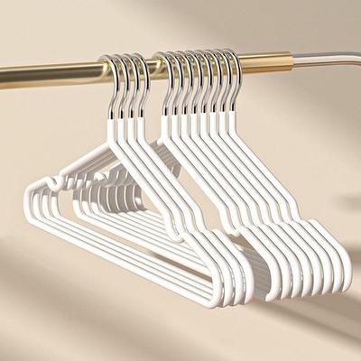 Prodotti per il bucato – Grucce e appendini