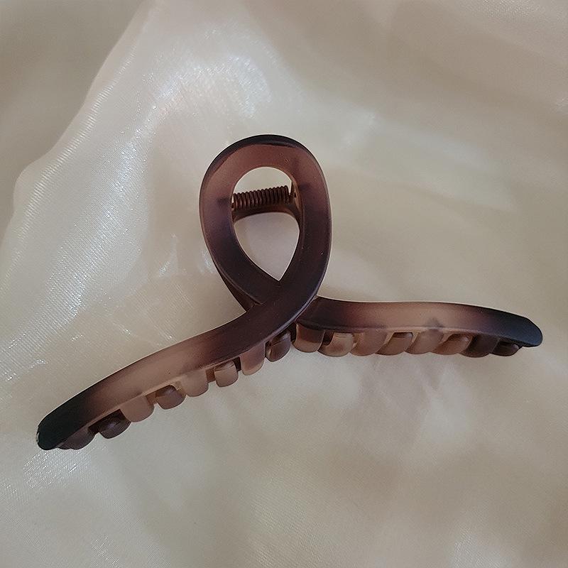 Korean Shiny Scratch-Free Large Hair Clip for Women - Frosted Temperament Shark Design Hairpin