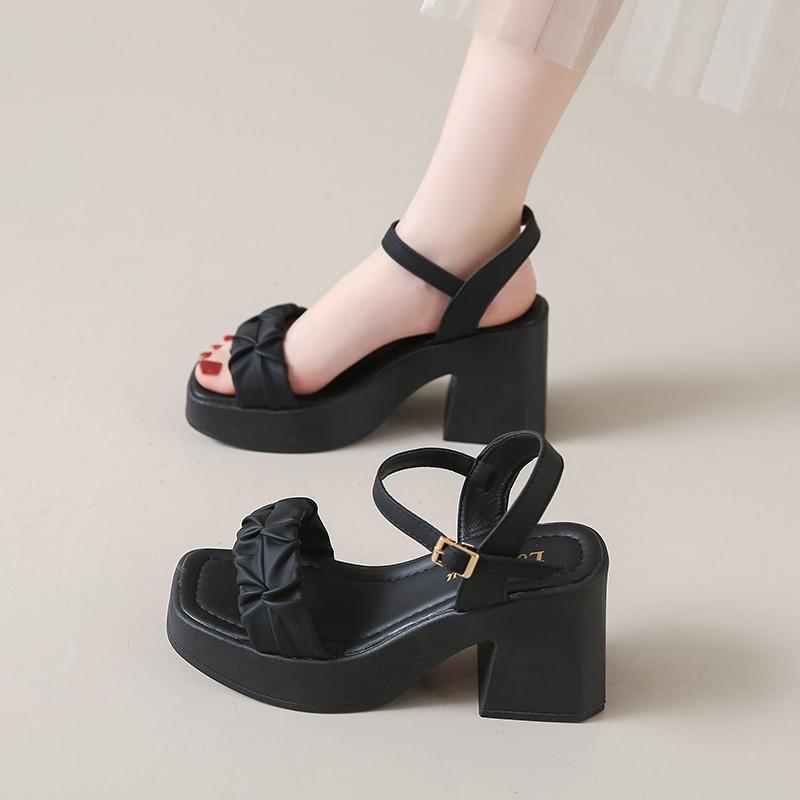 Fashion Fashion Womens Shoes 2024 Female Sandal Large Size Square Toe Block Heels Buckle Luxury Girls Big Chunky High Clogs Summer Clear