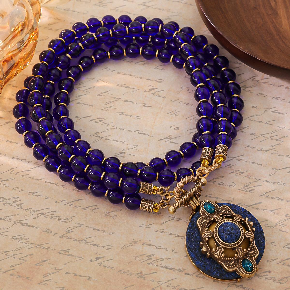 

Agate Stone Necklace High Sense Gorgeous Classical Medieval Vintag Retro Old Engraved Double Pendant