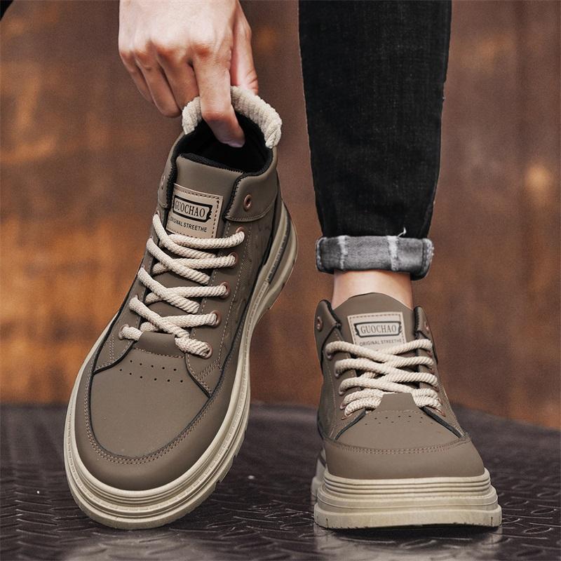 Fashion Men's Shoes New British Retro Mid Top Black Versatile Men's Platform Anti Slip Casual Workwear Shoes Trendy Low Top Short Boots