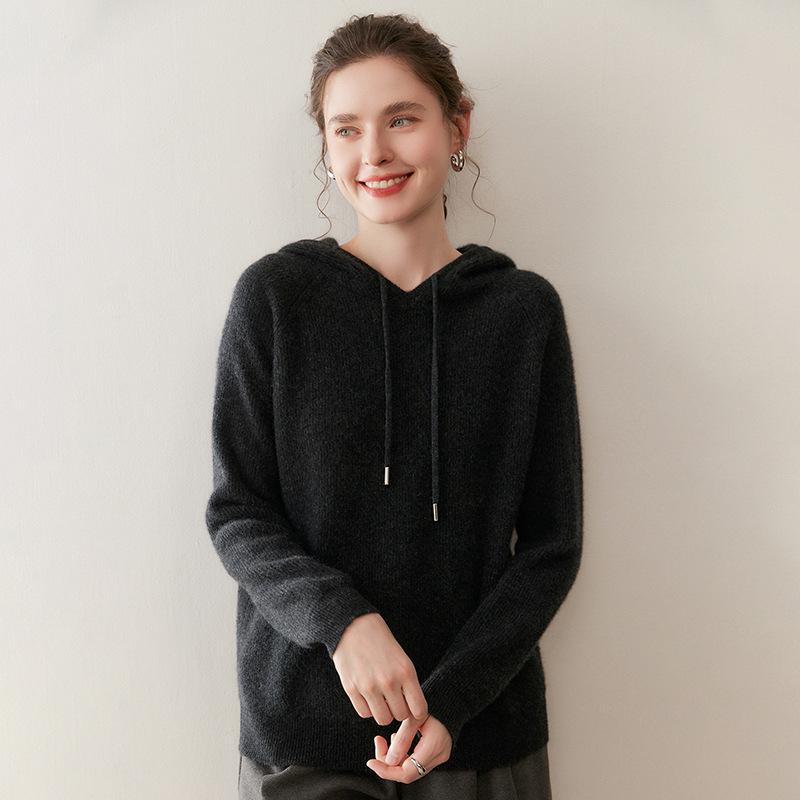 Women's Cashmere Hoodie Knitwear: Autumn & Winter Skin-Friendly Long Sleeve Loose Slimming Sweater