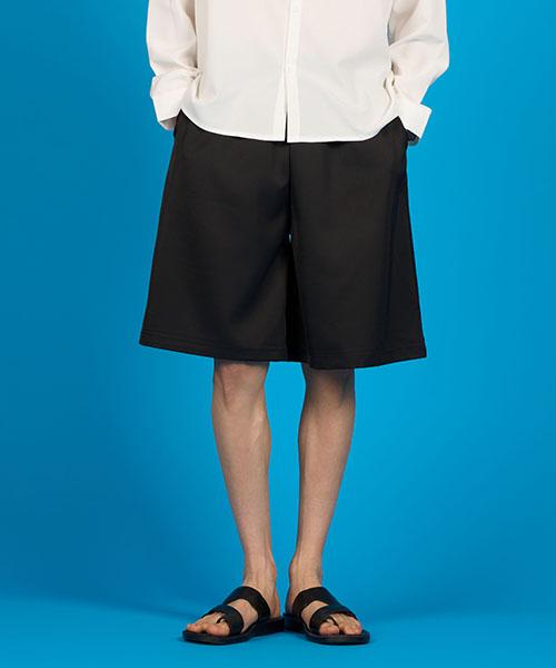 KOLEAT Men Cooling Refrigerator Bermuda Wide Cooling Elastic Waist Half Shorts [Black]