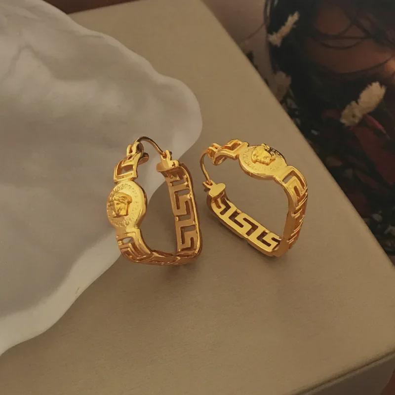Copper-Plated Gold Hollow Design Medieval Style Earrings - High-End Temperament 