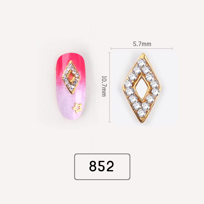 

3D украшение для ногтей со стразами и блестками 5pcs