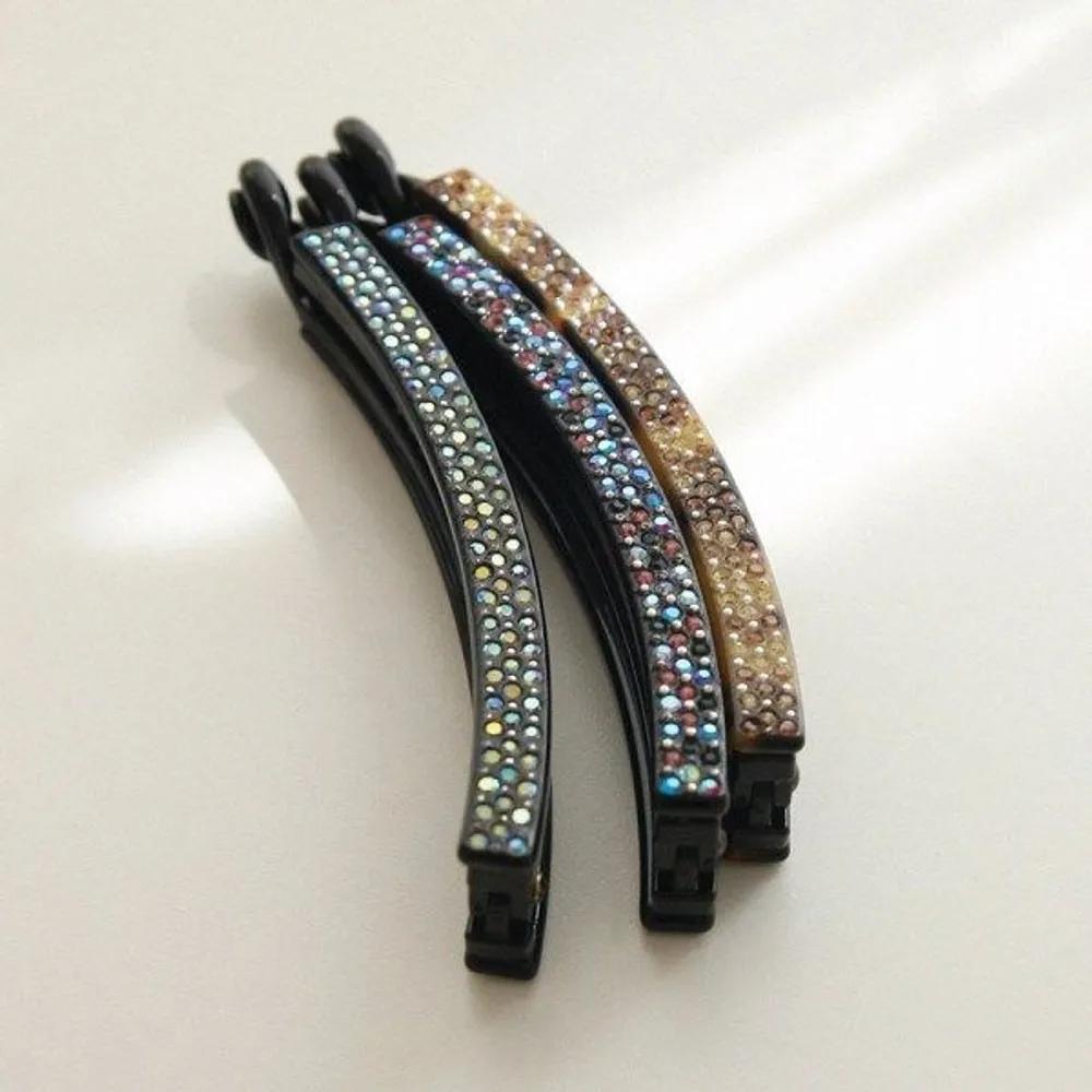 bydaisy Slim Line Cubic Banana Pin Bh0963 brown